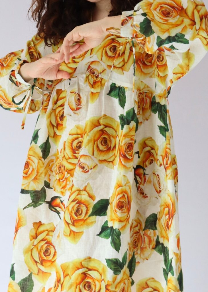 Golden rose linen dress front view, oversized empire waist style made of 100% Italian linen